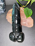 <transcy>ÉNORME phallus d'obsidienne arc-en-ciel</transcy>